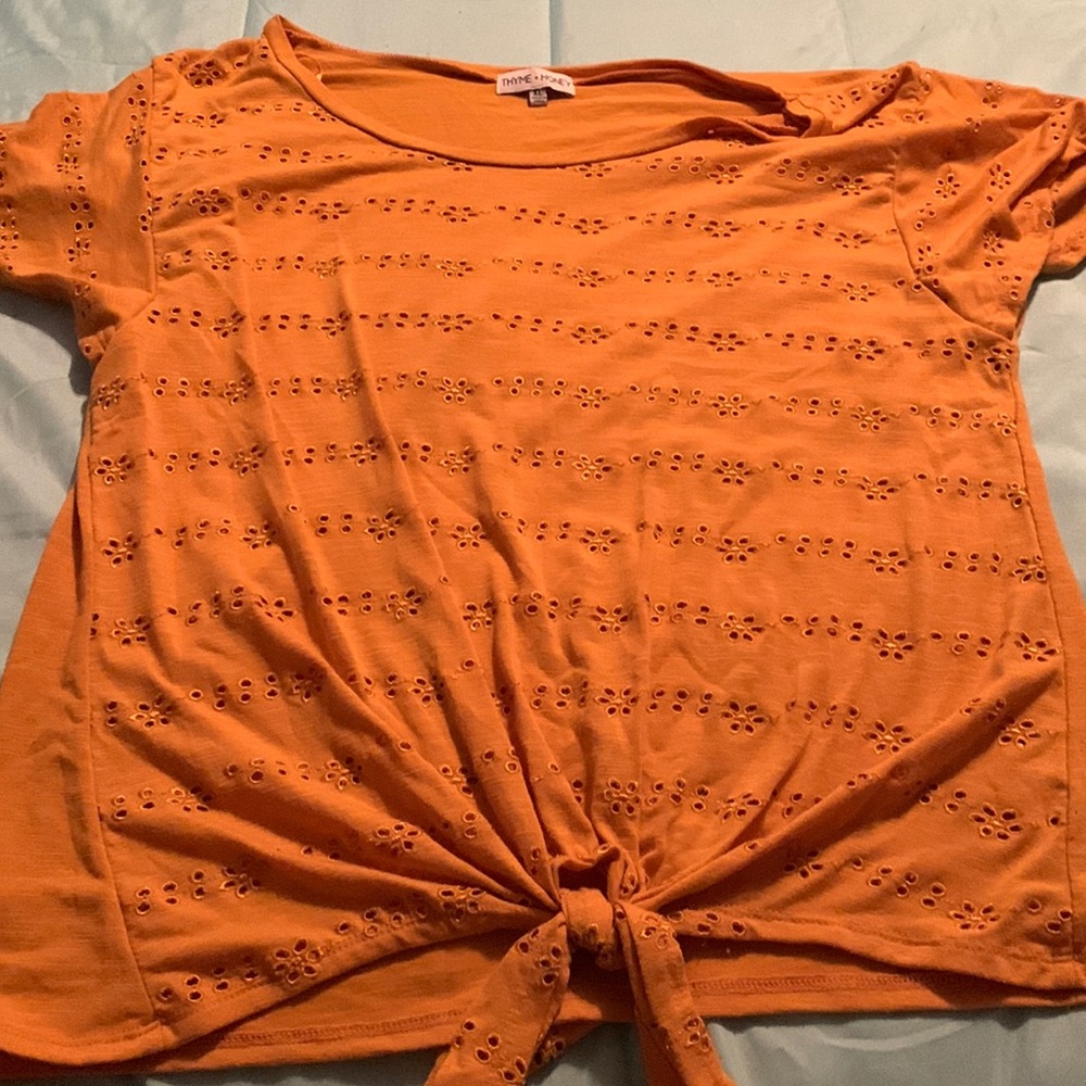 Orange blouse from thyme and honey